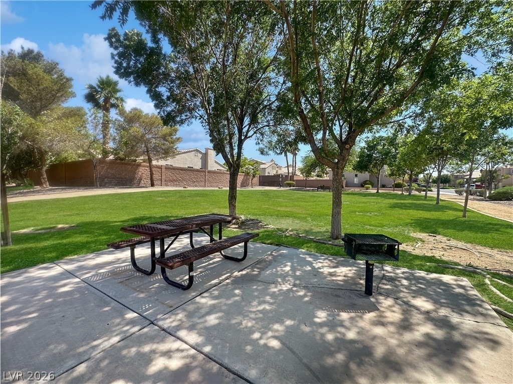 1506 Emerald Peak Avenue - Photo 35