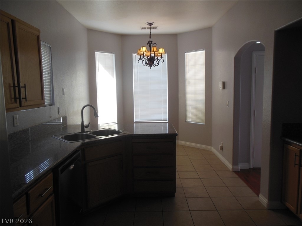 878 Scarlet Haze Avenue - Photo 3