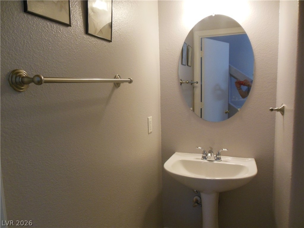 878 Scarlet Haze Avenue - Photo 11