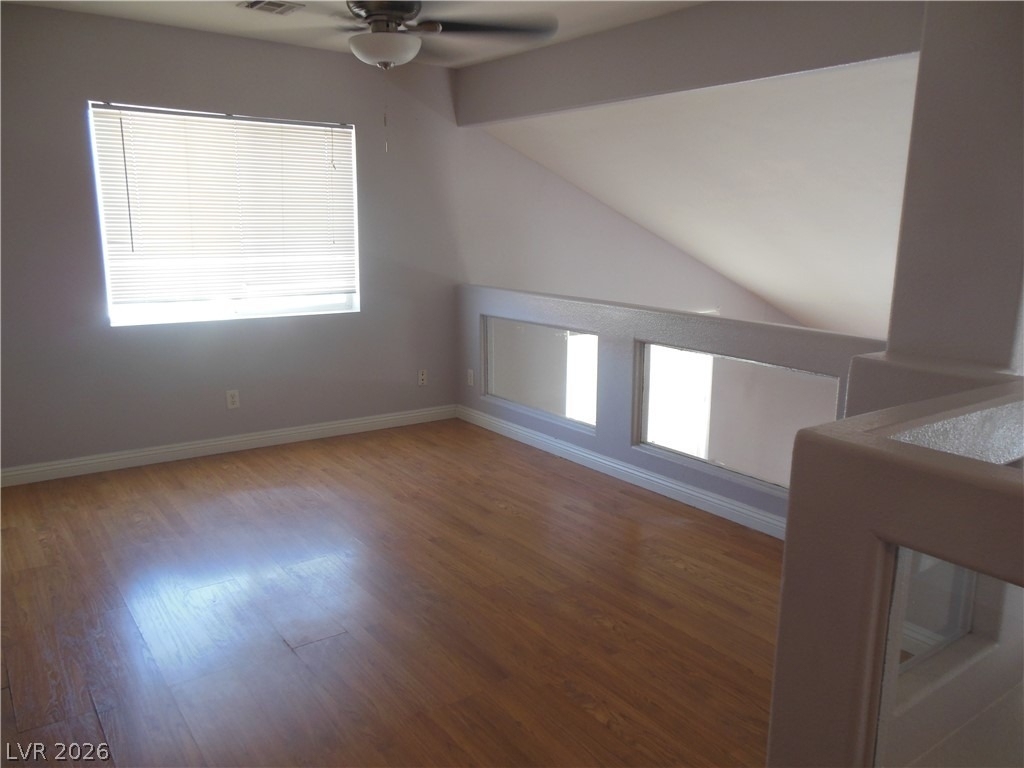 878 Scarlet Haze Avenue - Photo 18