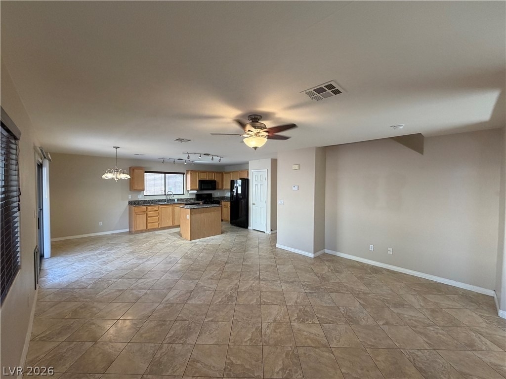 7613 Roop Street - Photo 6
