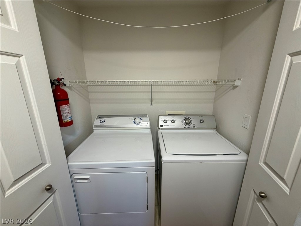 2291 W Horizon Ridge Parkway - Photo 15