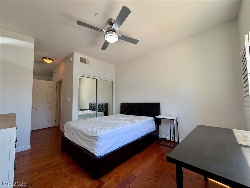 2291 W Horizon Ridge Parkway - Photo 10