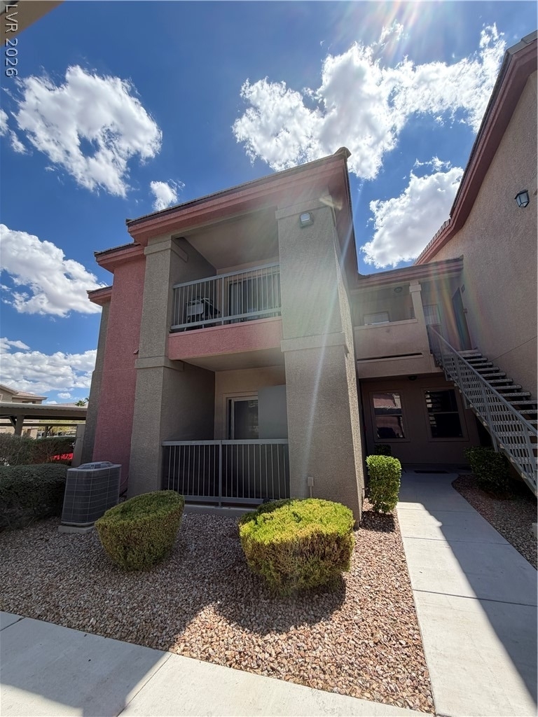 8000 W Badura Avenue - Photo 0