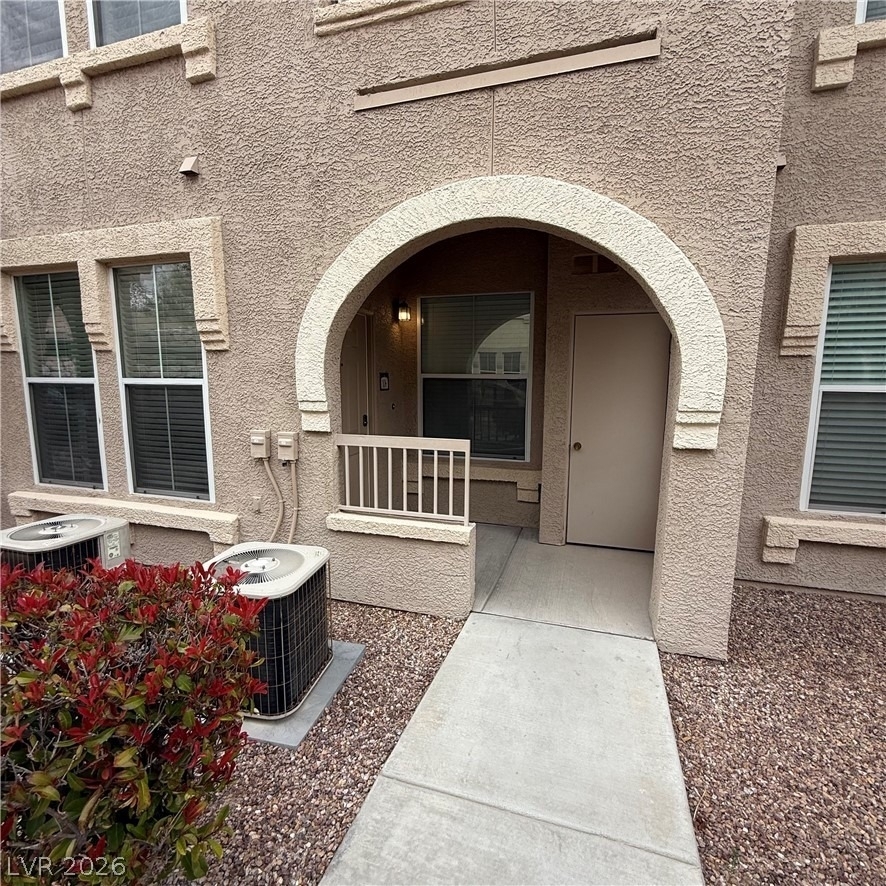 10550 W Alexander Road - Photo 0