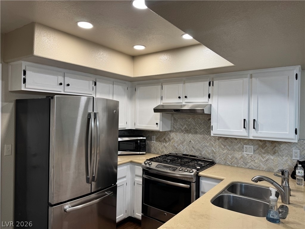 5240 Fighting Fish Way - Photo 11