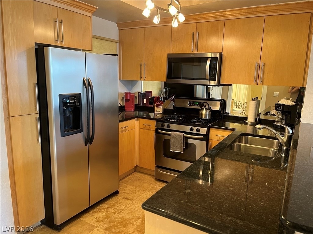 210 E Flamingo Road - Photo 4