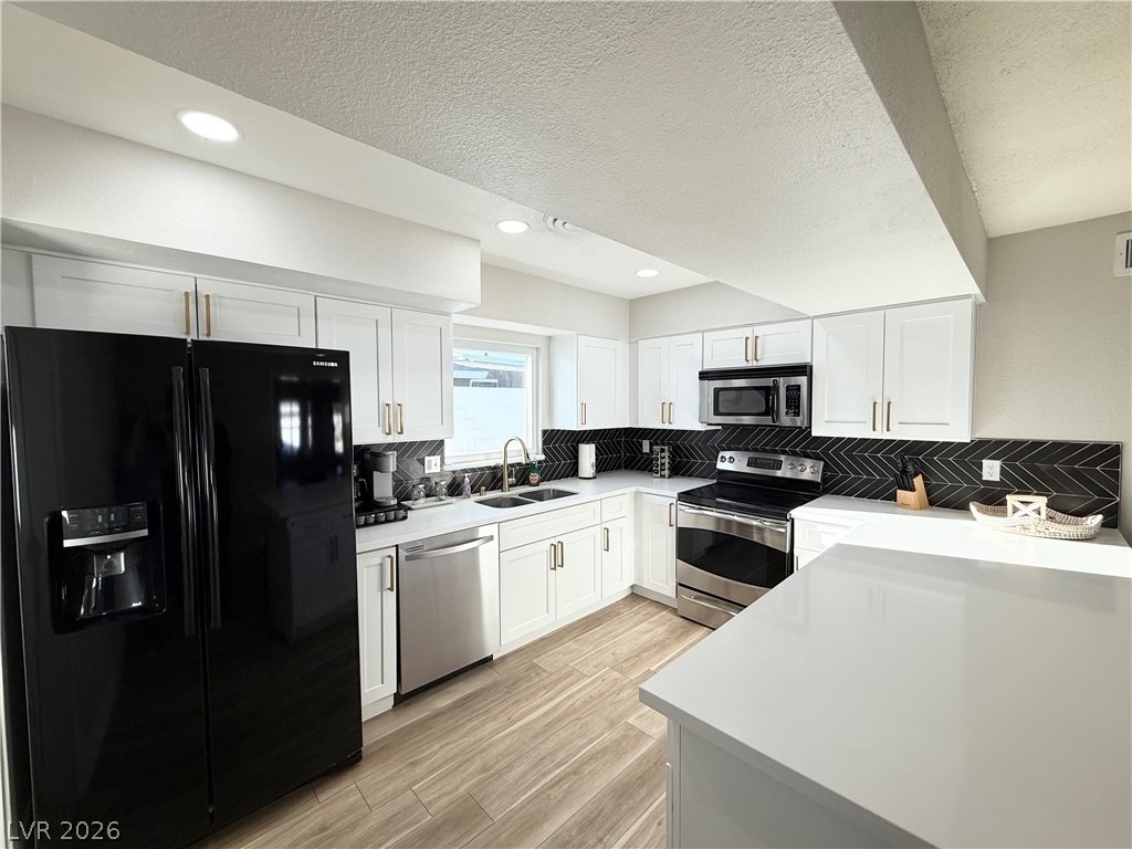 1526 E Twain Avenue - Photo 1