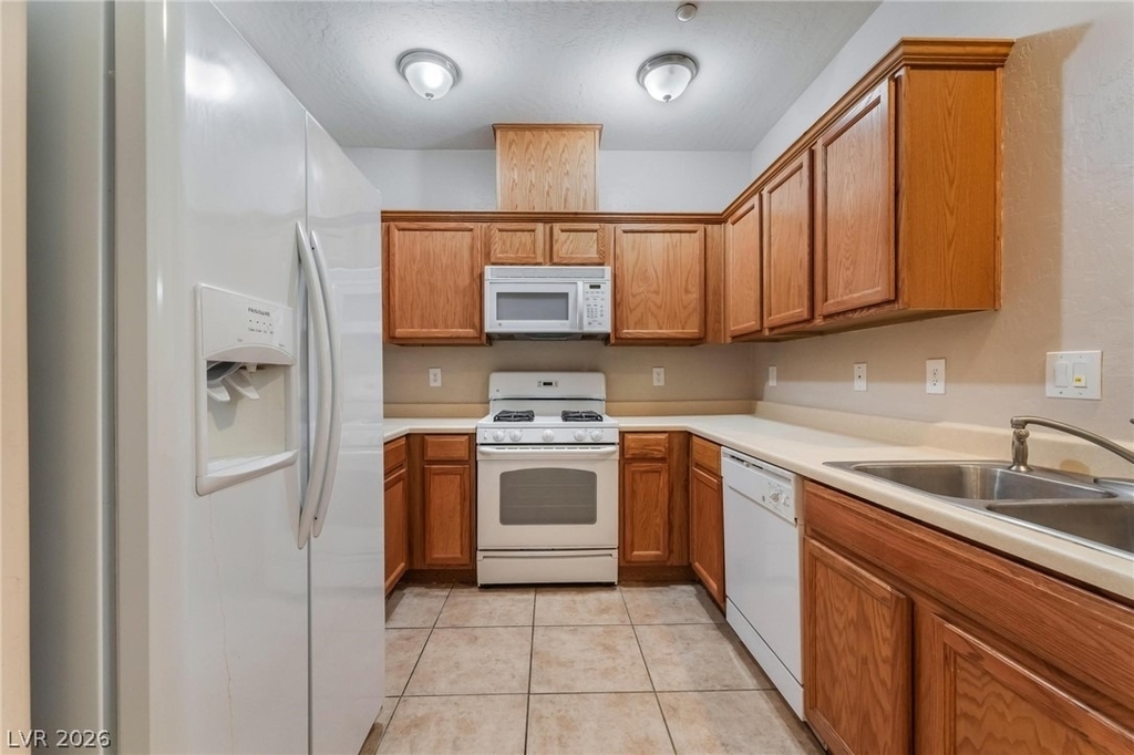 4630 Basilicata Lane - Photo 12
