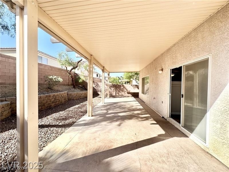 7623 Glorietta Bay Court - Photo 19