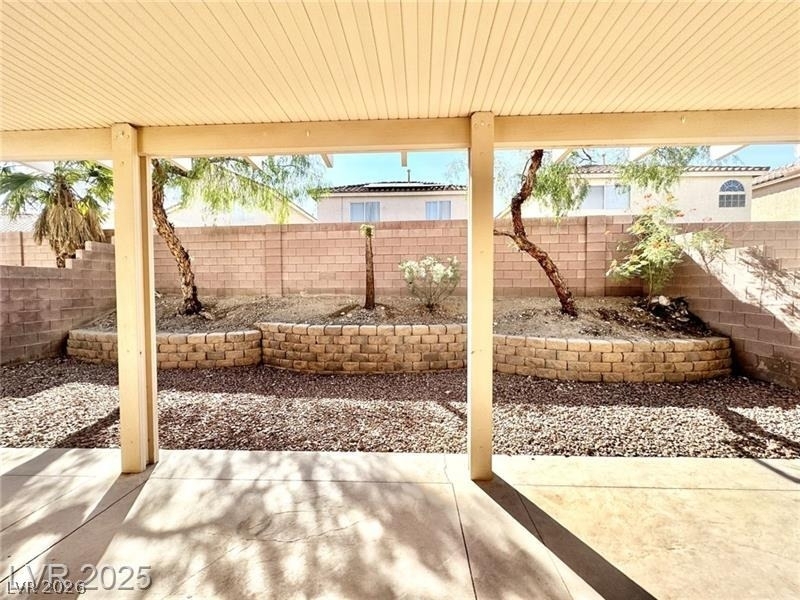 7623 Glorietta Bay Court - Photo 18