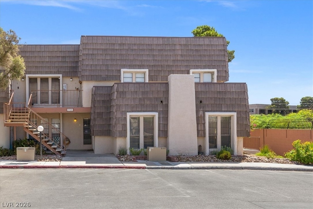 3925 Cambridge Street - Photo 1