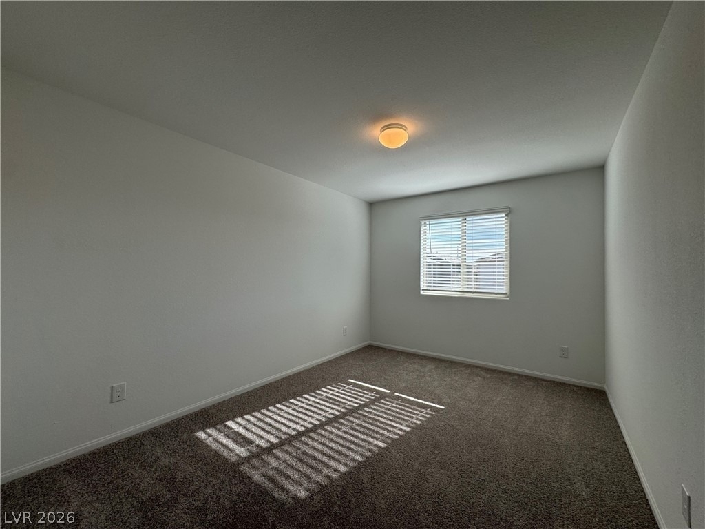 7640 Royal Halo Avenue - Photo 8