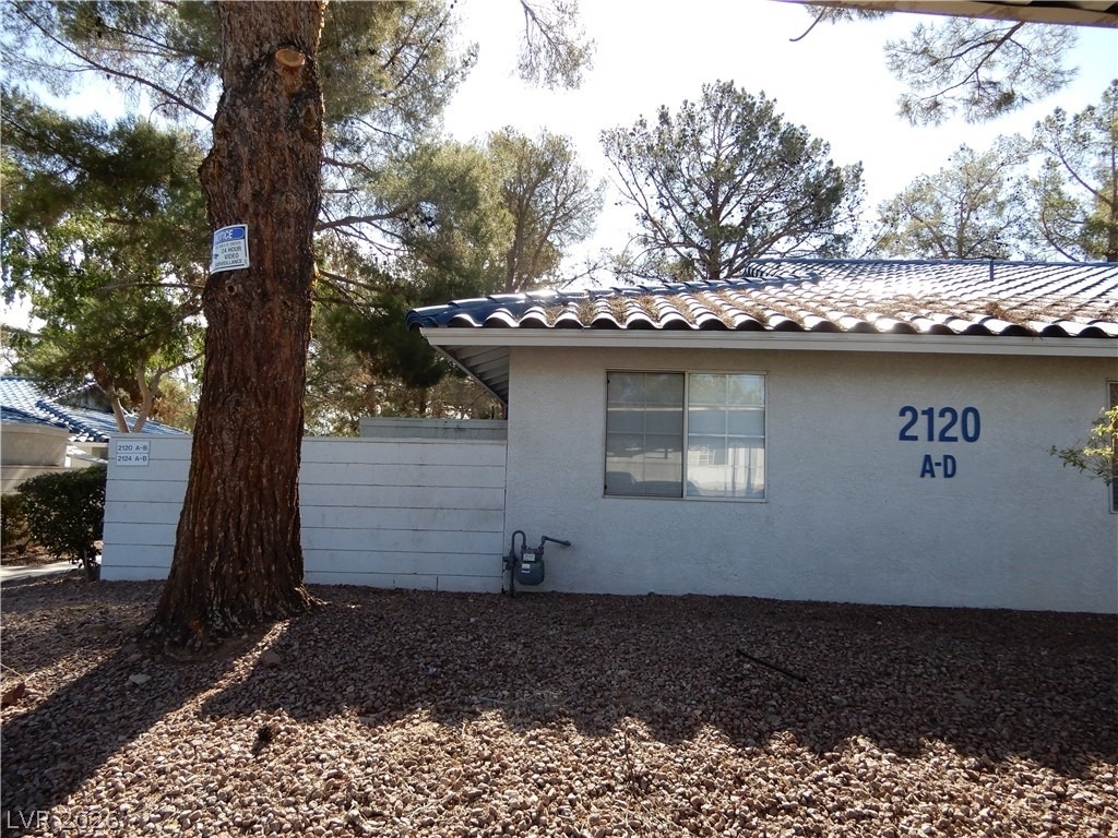 2120 Petersham Court - Photo 0
