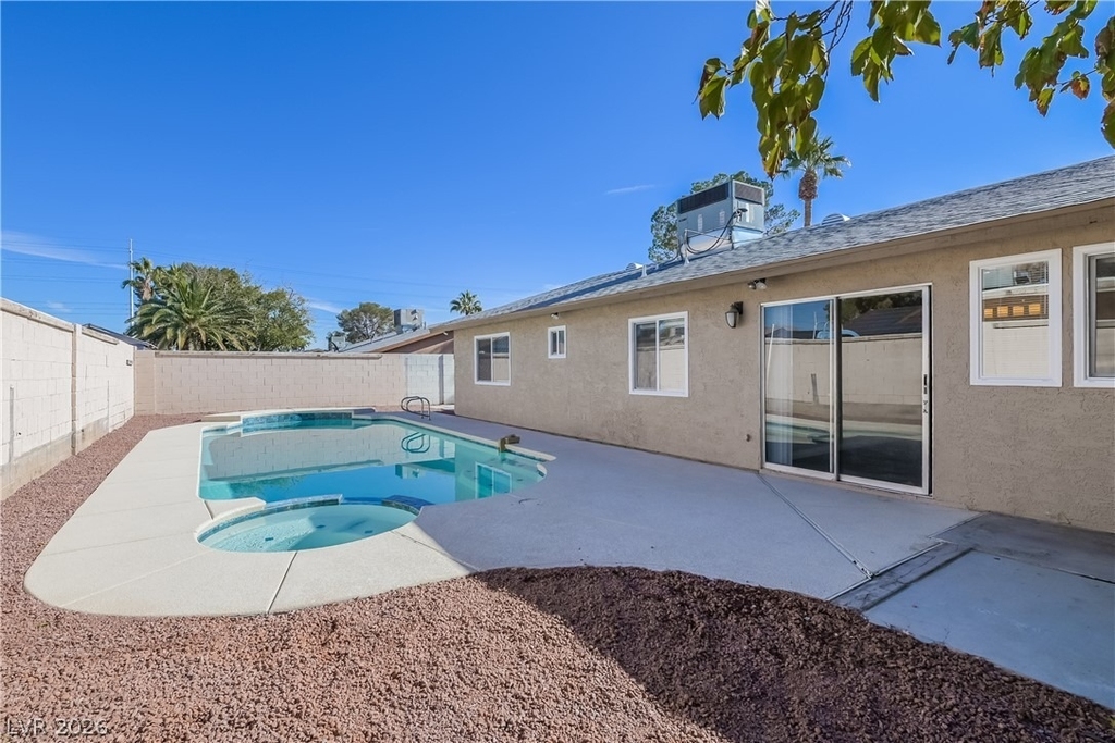 5322 Camden Avenue - Photo 14
