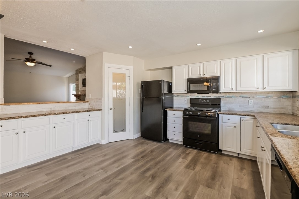 5322 Camden Avenue - Photo 5