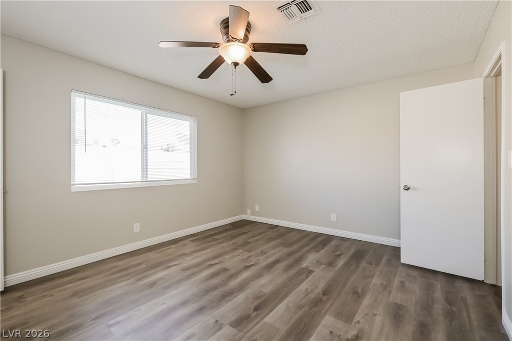 5322 Camden Avenue - Photo 6