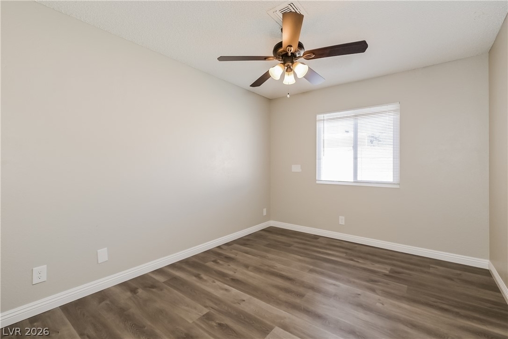 5322 Camden Avenue - Photo 11