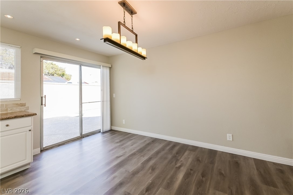 5322 Camden Avenue - Photo 3