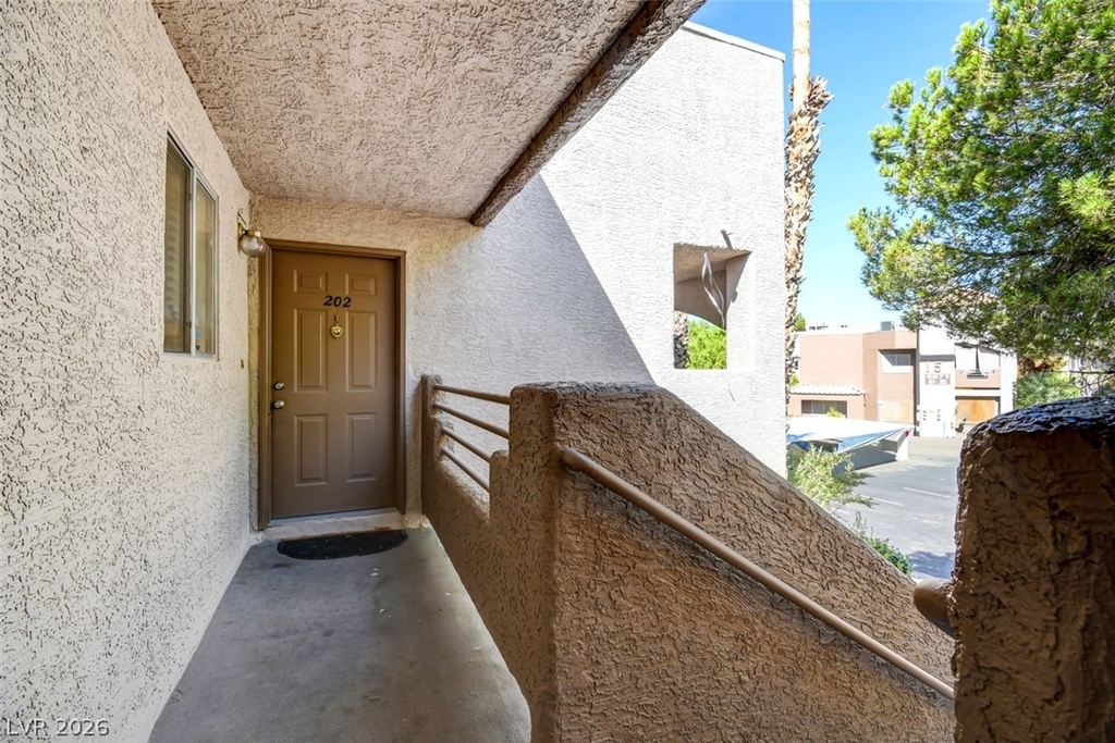 6867 Tamarus Street - Photo 26