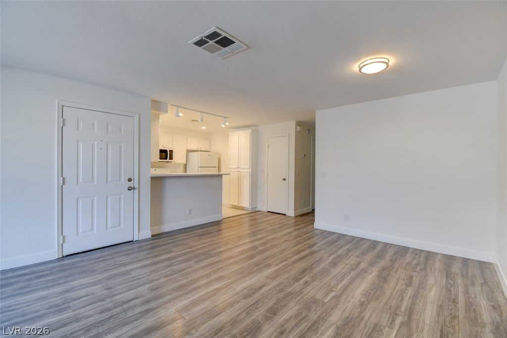 6867 Tamarus Street - Photo 3