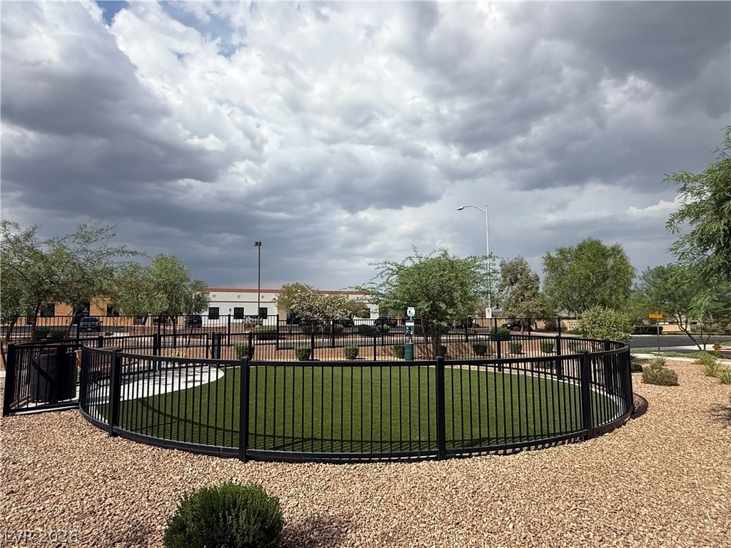 6131 Garden Oasis Street - Photo 25