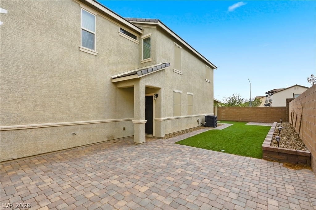 141 Blue Trout Avenue - Photo 3