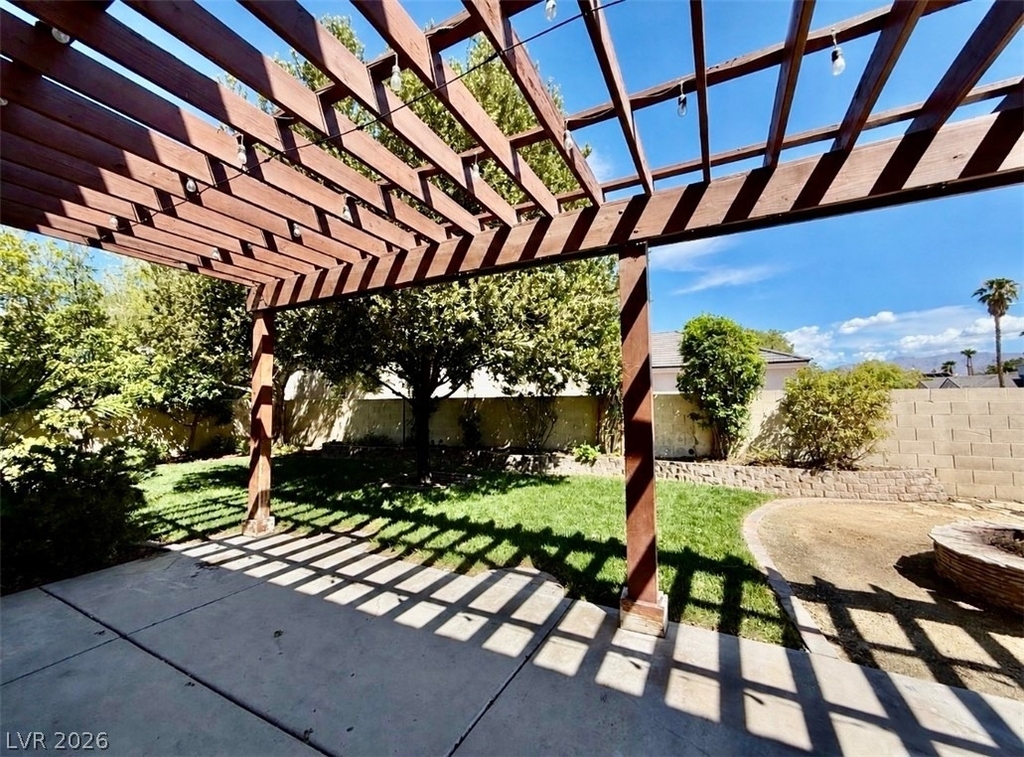 6800 Fruit Flower Avenue - Photo 29