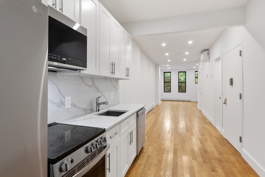 814 Macon Street - Photo 4