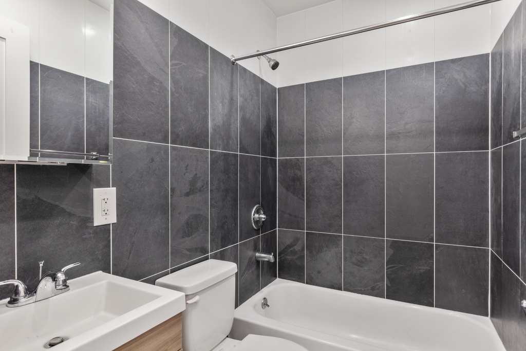 814 Macon Street - Photo 6