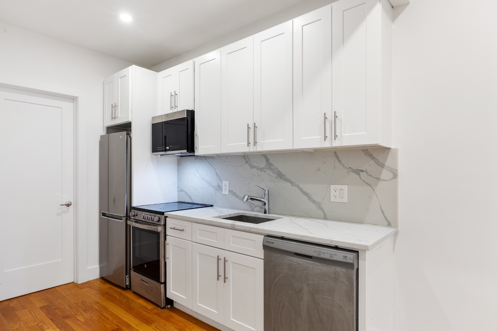 814 Macon Street - Photo 5