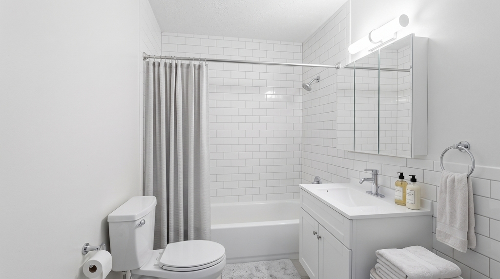 3333 Broadway - Photo 4