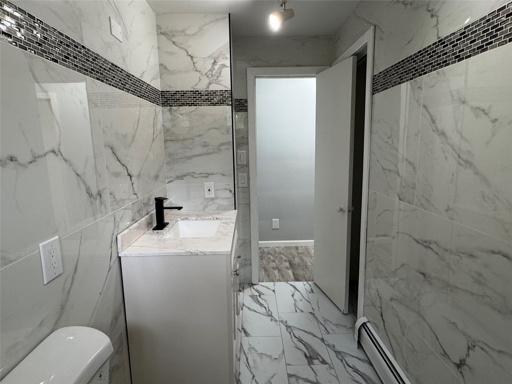 1013 Main Street - Photo 7