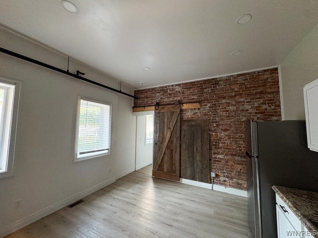 486 Franklin Street - Photo 9