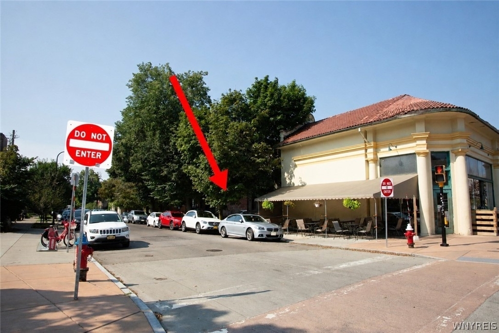 486 Franklin Street - Photo 15
