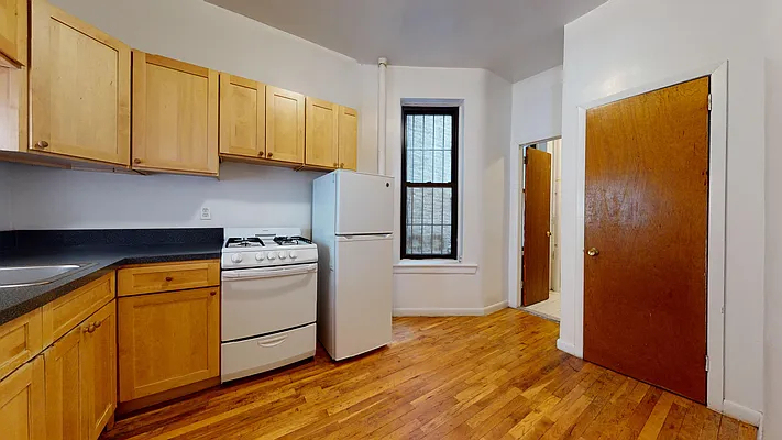 309 East 90th Street - Photo 4