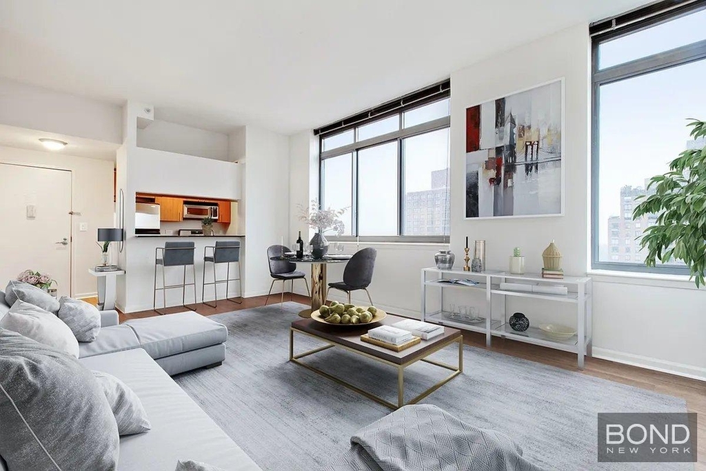 East 92nd Street - Photo 1