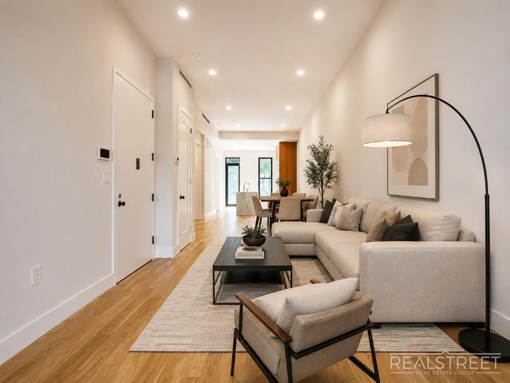 14 Spencer Place - Photo 8