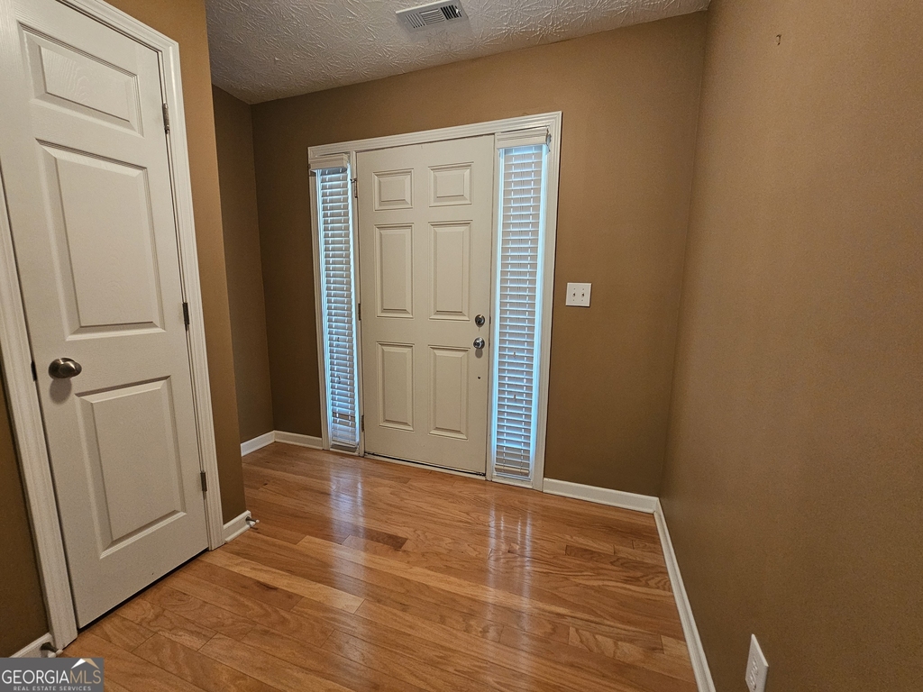 109 Redtail Road - Photo 2