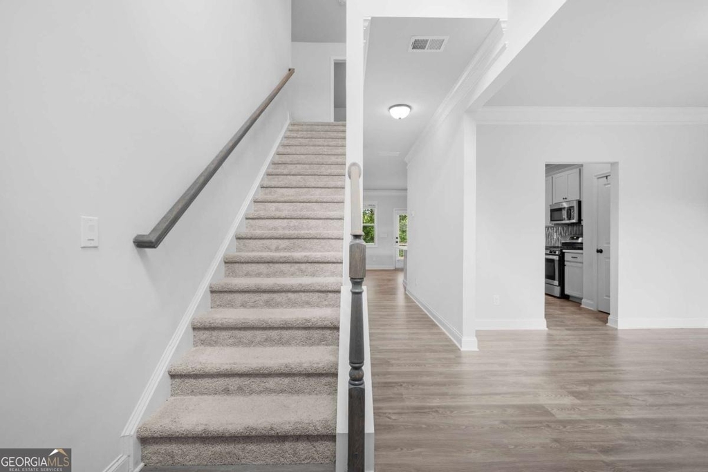 315 Hudson Chase Court - Photo 3