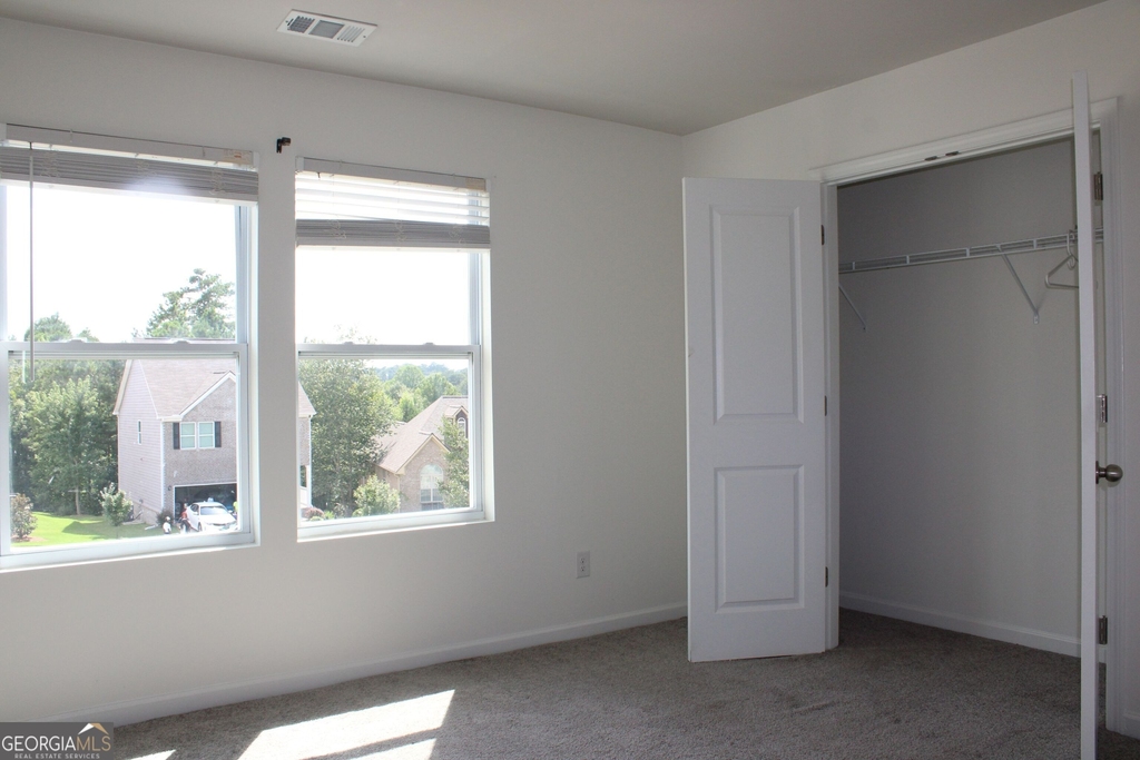 9220 Golfview Circle - Photo 18