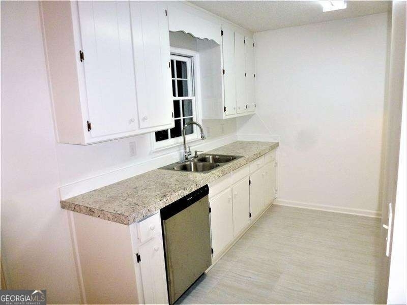 382 Cross Creek Place - Photo 5