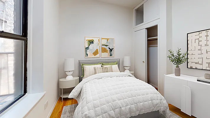 425 East 65th Street - Photo 2