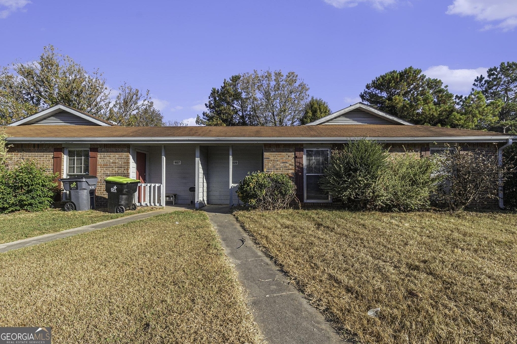 1609 Riverside Trail Ne - Photo 0