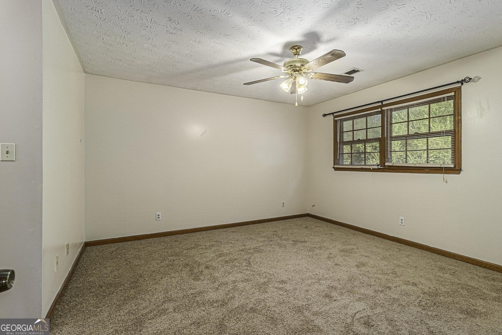 1609 Riverside Trail Ne - Photo 9