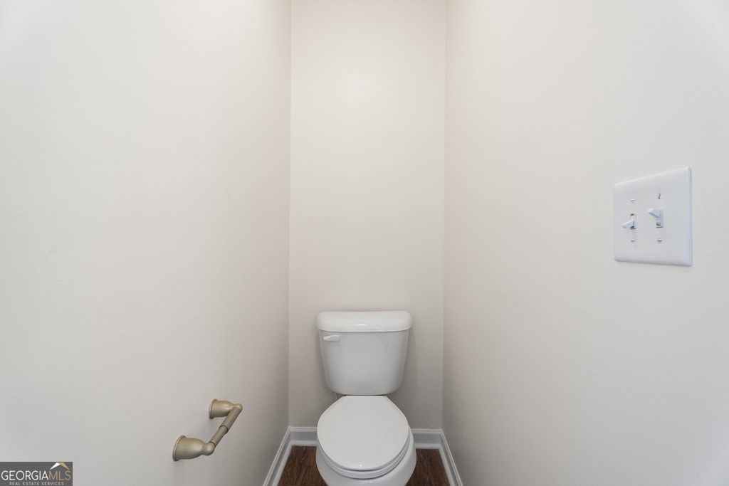1240 Faye Court - Photo 28