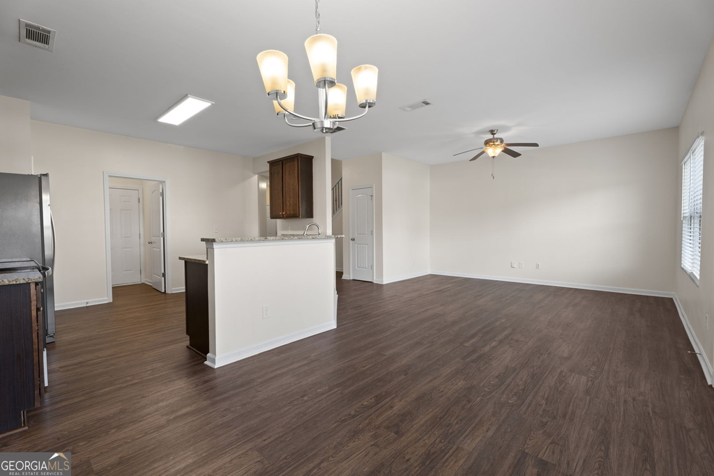 1240 Faye Court - Photo 9