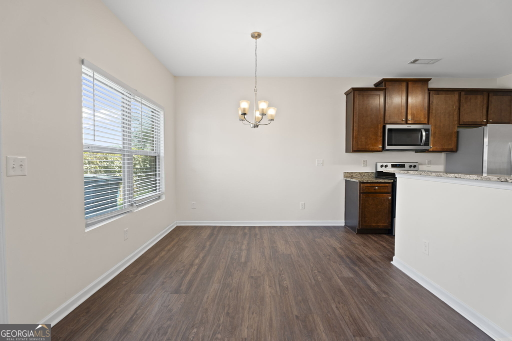 1240 Faye Court - Photo 10