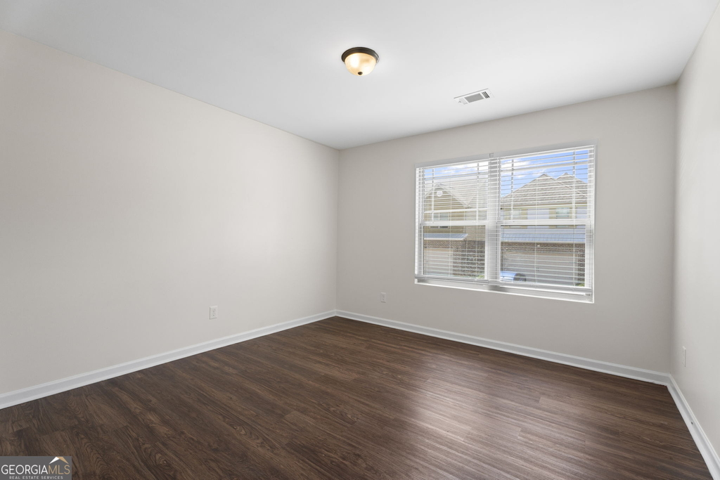 1240 Faye Court - Photo 16