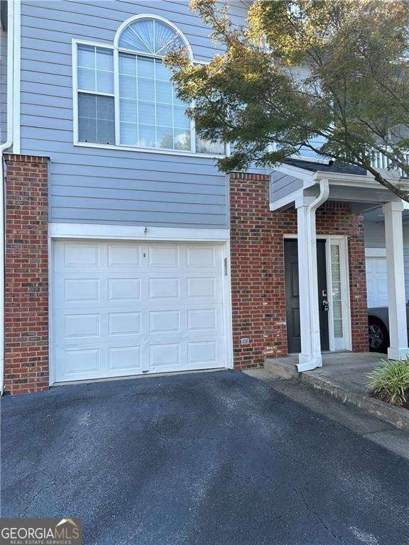 104 Vinings Forest Circle Se - Photo 0